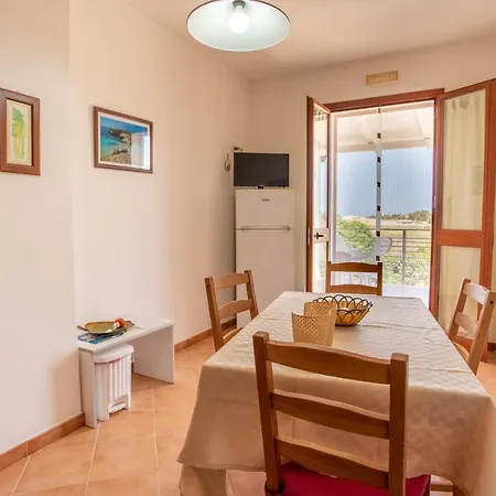 Lägenhet Oasi Di Cala Pisana *