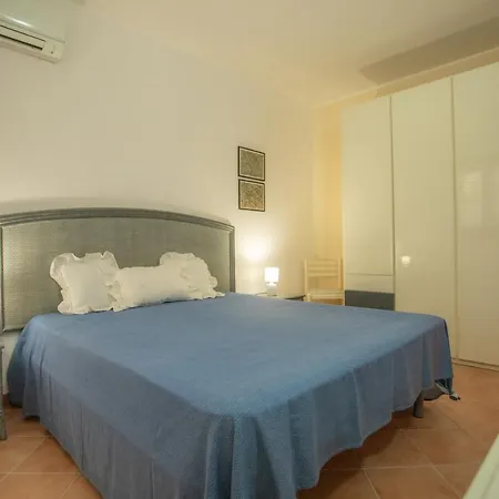 Oasi Di Cala Pisana Apartment *
